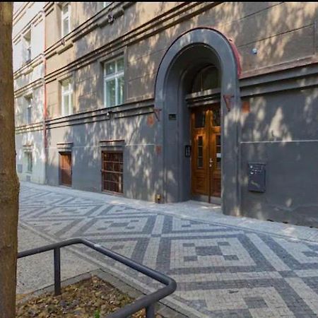 Lenka'S Cozy Red Studio + Lenka'S Cozy Gold Apartment Praga Exterior foto