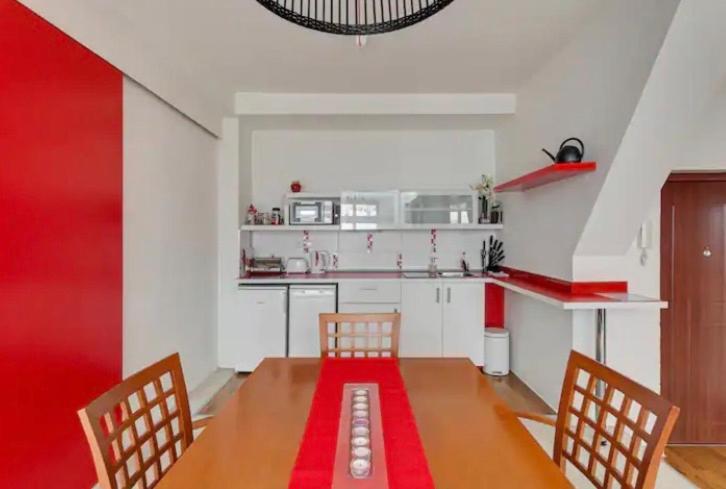 Lenka'S Cozy Red Studio + Lenka'S Cozy Gold Apartment Praga Exterior foto